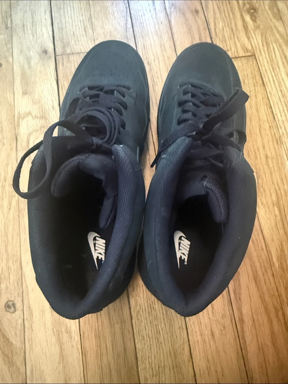 Nike great smoke